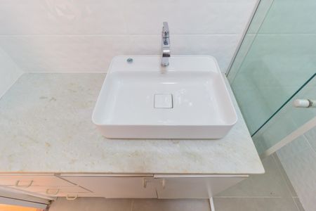 Apartamento à venda com 75m², 3 quartos e 1 vagaDetalhe - Banheiro