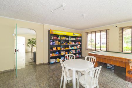 Apartamento à venda com 75m², 3 quartos e 1 vagaMini Mercado