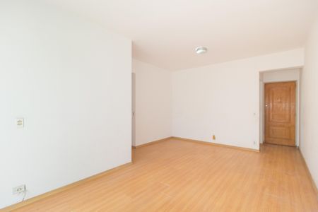 Apartamento à venda com 75m², 3 quartos e 1 vagaSala