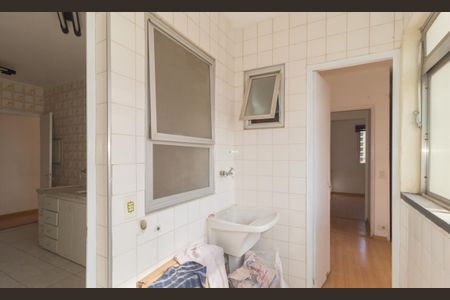 Apartamento à venda com 75m², 3 quartos e 1 vagaÁrea de Serviço