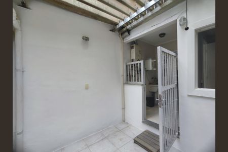 Casa de condomínio à venda com 137m², 4 quartos e 2 vagasÁrea de serviço