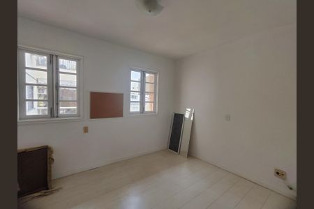 Casa de condomínio à venda com 137m², 4 quartos e 2 vagasQuarto 3