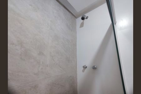 Casa de condomínio à venda com 137m², 4 quartos e 2 vagasBanheiro da Suíte