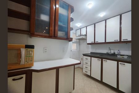 Casa de condomínio à venda com 137m², 4 quartos e 2 vagasCozinha