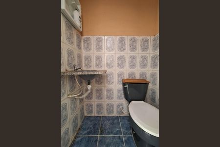 Casa à venda com 120m², 3 quartos e 2 vagasBanheiro 3