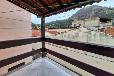 Casa à venda com 120m², 3 quartos e 2 vagasSuíte 1