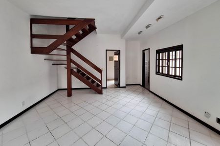 Sala de casa à venda com 3 quartos, 120m² em São Francisco, Niterói