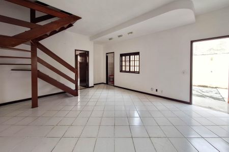 Sala de casa à venda com 3 quartos, 120m² em São Francisco, Niterói