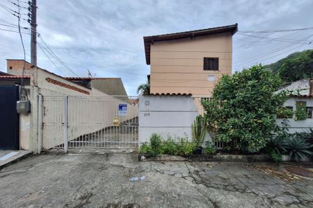 Casa à venda com 120m², 3 quartos e 2 vagasFachada