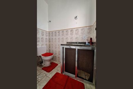 Casa à venda com 120m², 3 quartos e 2 vagasBanheiro 1