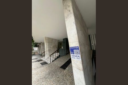 Apartamento para alugar com 120m², 3 quartos e 1 vaga Apartamento para alugar com 120m², 3 quartos e 1 vagaPlaca