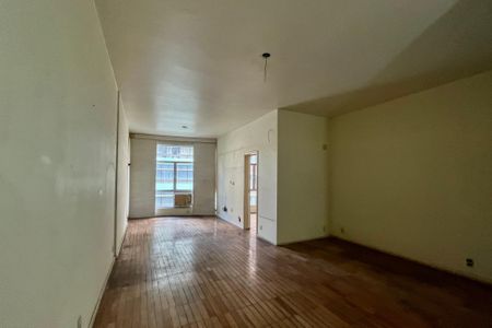 Apartamento para alugar com 120m², 3 quartos e 1 vaga Apartamento para alugar com 120m², 3 quartos e 1 vagaSala