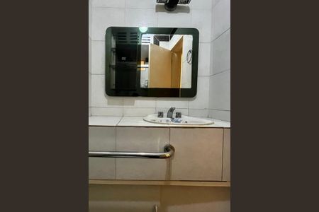 Apartamento para alugar com 120m², 3 quartos e 1 vaga Apartamento para alugar com 120m², 3 quartos e 1 vagaBanheiro 2