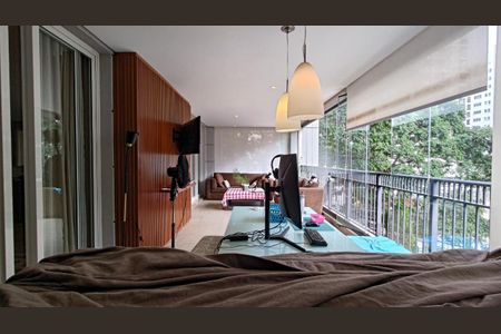 Apartamento à venda com 347m², 4 quartos e 5 vagasFoto 09