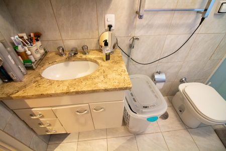 Apartamento à venda com 145m², 3 quartos e 2 vagasBanheiro
