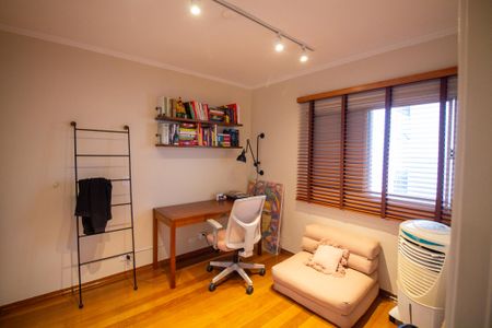 Apartamento à venda com 145m², 3 quartos e 2 vagasQuarto 2