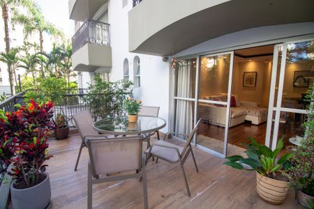 Apartamento à venda com 145m², 3 quartos e 2 vagasVaranda Garden