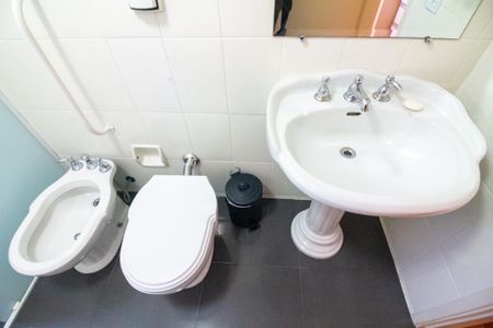 Apartamento à venda com 145m², 3 quartos e 2 vagasBanheiro da Suíte