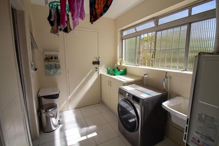 Apartamento à venda com 145m², 3 quartos e 2 vagasÁrea de Serviço