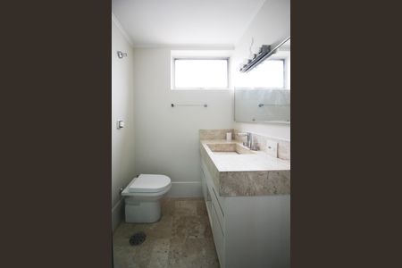 Apartamento para alugar com 75m², 2 quartos e 1 vaga Apartamento para alugar com 75m², 2 quartos e 1 vagaBanheiro