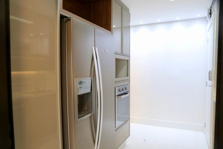 Apartamento para alugar com 101m², 2 quartos e 2 vagasCozinha