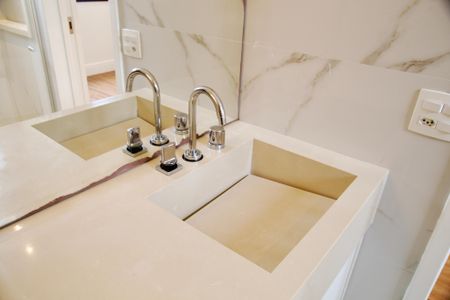 Apartamento para alugar com 101m², 2 quartos e 2 vagasBanheiro 1