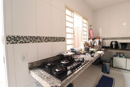 Casa para alugar com 180m², 3 quartos e 2 vagasCozinha
