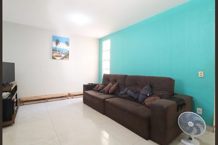 Casa para alugar com 180m², 3 quartos e 2 vagasSala