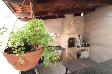 Casa para alugar com 180m², 3 quartos e 2 vagasVaranda