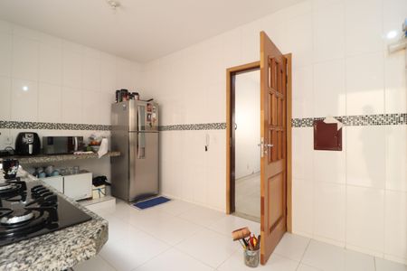 Casa para alugar com 180m², 3 quartos e 2 vagasCozinha