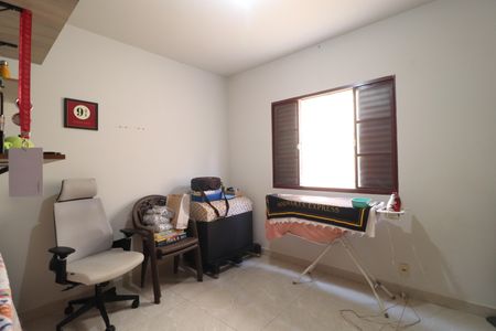 Casa para alugar com 180m², 3 quartos e 2 vagasQuarto 1