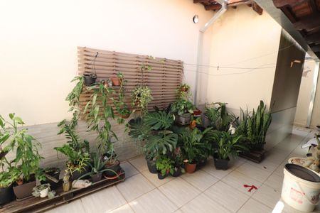 Casa para alugar com 180m², 3 quartos e 2 vagasVaranda