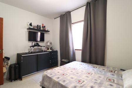 Casa para alugar com 180m², 3 quartos e 2 vagasQuarto 2 - Suíte