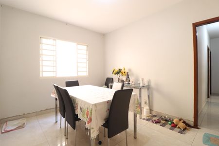 Casa para alugar com 180m², 3 quartos e 2 vagasSala de Jantar