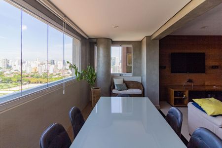 Apartamento para alugar com 119m², 3 quartos e 2 vagas Apartamento para alugar com 119m², 3 quartos e 2 vagasSala Varanda Gourmet