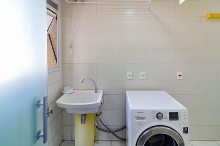 Apartamento para alugar com 119m², 3 quartos e 2 vagas Apartamento para alugar com 119m², 3 quartos e 2 vagasÁrea de Serviço