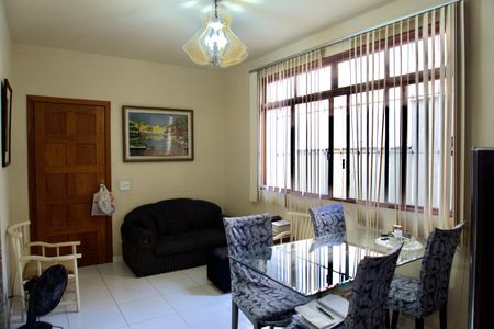 Apartamento à venda com 68m², 3 quartos e 1 vagaSala