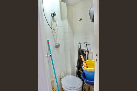 Apartamento à venda com 68m², 3 quartos e 1 vagaÁrea de Serviço - Banheiro