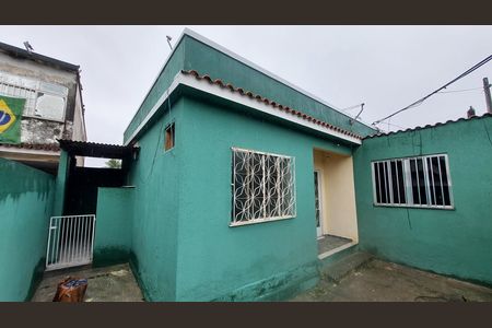 Quintal de casa para alugar com 3 quartos, 120m² em Cabuçu, Nova Iguaçu