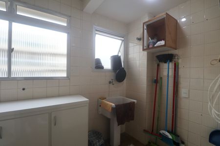 Apartamento para alugar com 160m², 3 quartos e 1 vagaÁrea de Serviço