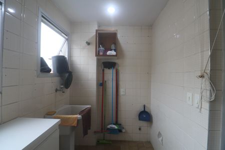 Apartamento para alugar com 160m², 3 quartos e 1 vagaÁrea de Serviço