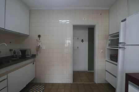 Apartamento para alugar com 160m², 3 quartos e 1 vagaCozinha