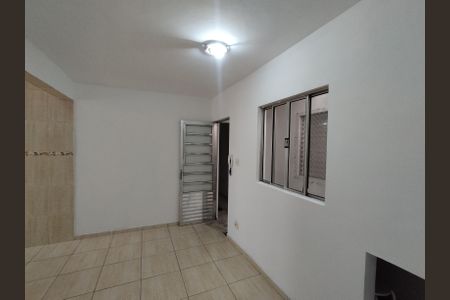 Sala  de kitnet/studio para alugar com 1 quarto, 40m² em Jardim Previdencia, São Paulo