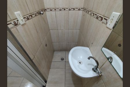 Banheiro - torneira de kitnet/studio para alugar com 1 quarto, 40m² em Jardim Previdencia, São Paulo