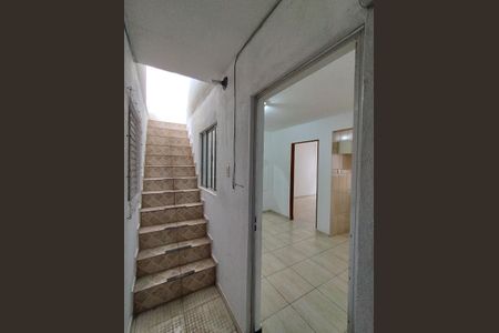 Entrada  de kitnet/studio para alugar com 1 quarto, 40m² em Jardim Previdencia, São Paulo