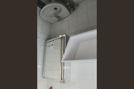 Apartamento para alugar com 55m², 2 quartos e sem vagaBanheiro