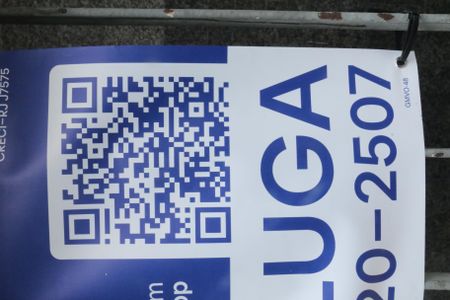 Apartamento para alugar com 55m², 2 quartos e sem vagafoto da placa