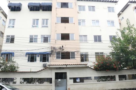 Apartamento para alugar com 55m², 2 quartos e sem vagaFachada
