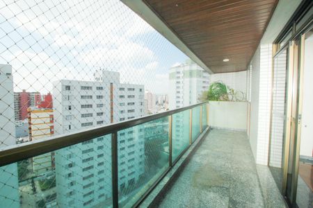 Apartamento à venda com 300m², 5 quartos e 5 vagasVaranda da Sala