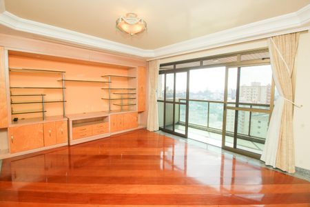 Apartamento à venda com 300m², 5 quartos e 5 vagasSala